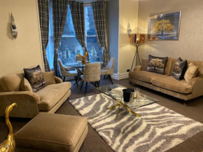 Merewyke Boutique Luxury Family Apartment Sleeps 4 , Central Location